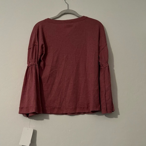 Baea Top - Picture 4 of 6